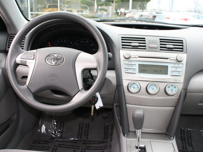 toyota camry 2007 gray sedan ce gasoline 4 cylinders front wheel drive automatic 94010