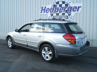 subaru outback 2005 brilliant silver wagon 2 5 xt limited gasoline 4 cylinders all whee drive automatic 80905