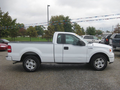 ford f 150 2004 white pickup truck stx gasoline 8 cylinders rear wheel drive automatic with overdrive 62863