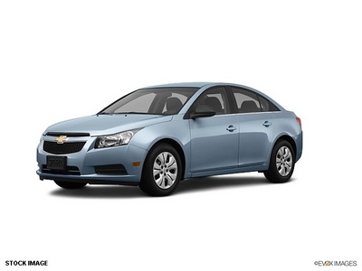 chevrolet cruze 2012 sedan ls gasoline 4 cylinders front wheel drive 6 speed automatic 55313