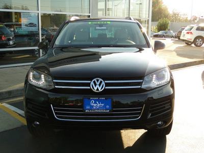 volkswagen touareg 2012 black suv tdi lux diesel 6 cylinders all whee drive automatic 98226