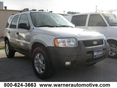 ford escape 2004 silver suv xlt gasoline 6 cylinders front wheel drive automatic with overdrive 45840