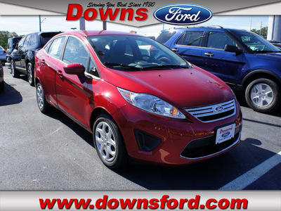 ford fiesta 2012 red sedan se gasoline 4 cylinders automatic with overdrive 08753