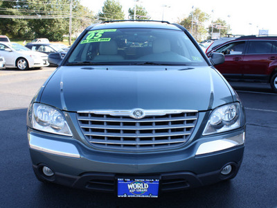 chrysler pacifica 2005 green suv touring gasoline 6 cylinders all whee drive autostick 07701