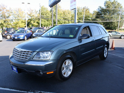 chrysler pacifica 2005 green suv touring gasoline 6 cylinders all whee drive autostick 07701