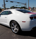 chevrolet camaro 2010 white coupe ss gasoline 8 cylinders rear wheel drive automatic 32401