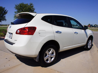 nissan rogue 2010 off white suv gasoline 4 cylinders front wheel drive automatic with overdrive 76018