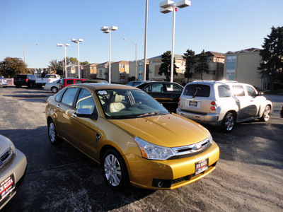 ford focus 2009 gold sedan sel gasoline 4 cylinders front wheel drive automatic with overdrive 60546