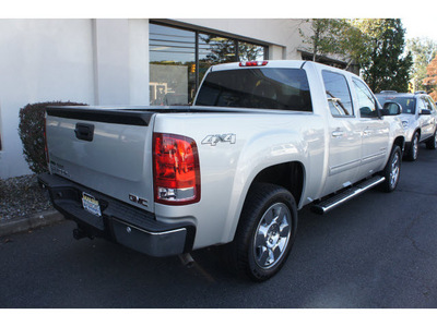 gmc sierra 1500 2011 silver slt flex fuel 8 cylinders 4 wheel drive automatic with overdrive 08902