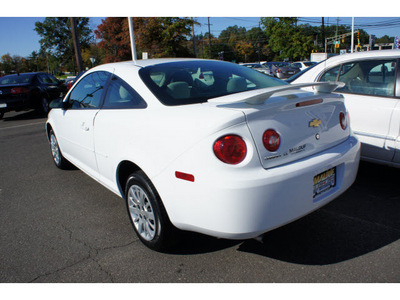 chevrolet cobalt 2010 white coupe lt gasoline 4 cylinders front wheel drive automatic with overdrive 08902
