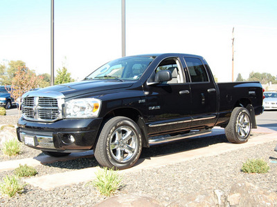 dodge ram pickup 1500 2008 black laramie gasoline 8 cylinders 4 wheel drive automatic 99352