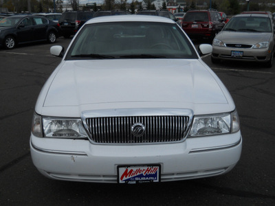 mercury grand marquis 2005 white sedan ls gasoline 8 cylinders rear wheel drive automatic with overdrive 55811