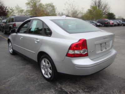 volvo s40 2007 silver sedan 2 4i gasoline 5 cylinders front wheel drive automatic 60443