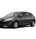 ford focus 2012 gray hatchback se gasoline 4 cylinders front wheel drive 6 speed automatic 77388
