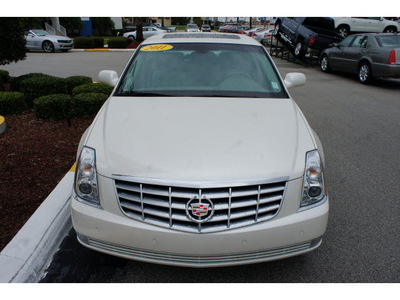cadillac dts 2011 white sedan luxury collection gasoline 8 cylinders front wheel drive automatic 33870