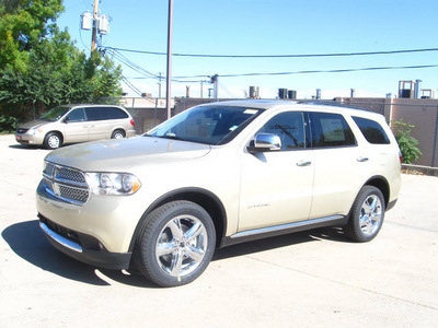 dodge durango 2012 gold suv citadel gasoline 8 cylinders all whee drive automatic 80301