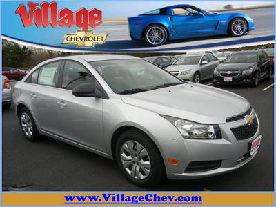 chevrolet cruze 2012 silver sedan ls gasoline 4 cylinders front wheel drive automatic 55391