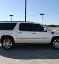 cadillac escalade esv 2008 white suv gasoline 8 cylinders all whee drive automatic 76087