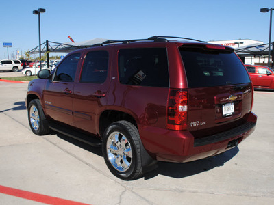 chevrolet tahoe 2009 maroon suv lt flex fuel 8 cylinders 2 wheel drive automatic 76087