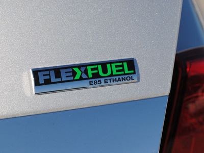 chevrolet impala 2011 silver sedan flex fuel 6 cylinders front wheel drive automatic 76087