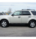 ford escape 2009 white suv xlt gasoline 4 cylinders front wheel drive automatic 46168