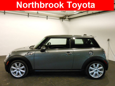 mini cooper 2007 gray hatchback s gasoline 4 cylinders front wheel drive 6 speed manual 60062