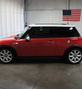 mini cooper 2003 red hatchback s gasoline 4 cylinders front wheel drive 6 speed manual 76108