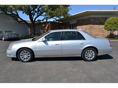 cadillac dts 2011 lt  gray sedan premium collection gasoline 8 cylinders front wheel drive automatic 76903