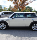 mini cooper 2011 off white hatchback s gasoline 4 cylinders front wheel drive shiftable automatic 27511