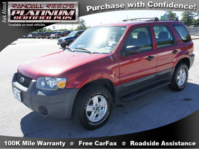 ford escape 2005 dk  red suv xls gasoline 4 cylinders front wheel drive automatic 77388