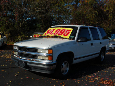 chevrolet tahoe 1999 white suv ls gasoline v8 rear wheel drive automatic 27330