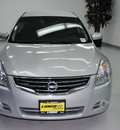 nissan altima 2010 silver sedan 2 5 s gasoline 4 cylinders front wheel drive automatic 91731