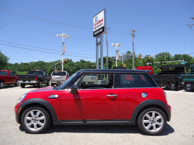 mini cooper 2008 red hatchback s gasoline 4 cylinders front wheel drive automatic 60007