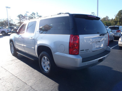 gmc yukon xl 2011 silver suv slt 1500 flex fuel 8 cylinders 2 wheel drive automatic with overdrive 28557