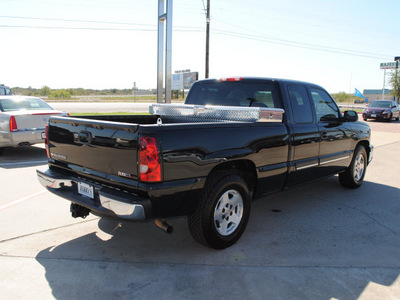 chevrolet silverado 1500 2006 black pickup truck lt flex fuel 8 cylinders rear wheel drive automatic 76087