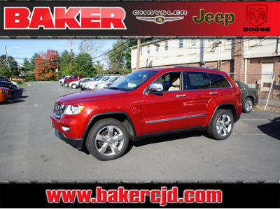 jeep grand cherokee 2011 red suv overland gasoline 8 cylinders 4 wheel drive automatic with overdrive 08844