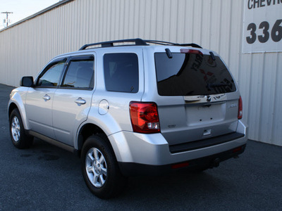 mazda tribute 2010 silver suv s grand touring gasoline 6 cylinders front wheel drive automatic 27215