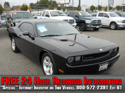 dodge challenger 2010 black coupe se gasoline 6 cylinders rear wheel drive automatic 99212