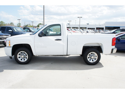 chevrolet silverado 1500 2011 white ls gasoline 6 cylinders 2 wheel drive 4 spd auto,elec cntlled ls pkg sp t 77090