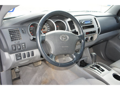 toyota tacoma 2005 silver prerunner v6 gasoline 6 cylinders rear wheel drive 5 speed automatic 77388