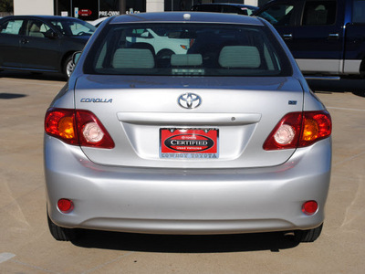 toyota corolla 2010 silver sedan le gasoline 4 cylinders front wheel drive automatic 75228