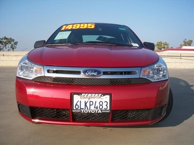 ford focus 2010 red sedan se gasoline 4 cylinders front wheel drive automatic 90241