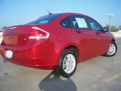 ford focus 2010 red sedan se gasoline 4 cylinders front wheel drive automatic 90241