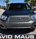 toyota highlander 2008 green suv gasoline 6 cylinders front wheel drive automatic 32771