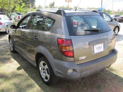 pontiac vibe 2006 dk  gray hatchback gasoline 4 cylinders front wheel drive automatic 77379