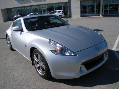 nissan 370z 2009 lt  gray coupe touring gasoline 6 cylinders rear wheel drive automatic 46219
