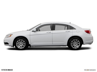 chrysler 200 2012 sedan touring flex fuel 6 cylinders front wheel drive shiftable automatic 47130