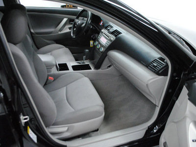 toyota camry 2009 black sedan se v6 gasoline 6 cylinders front wheel drive automatic 91731