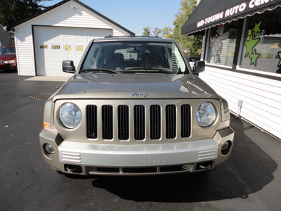 jeep patriot 2007 beige suv limited gasoline 4 cylinders 4 wheel drive automatic 45005