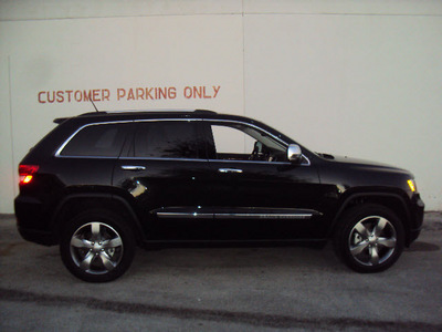 jeep grand cherokee 2012 black suv limited gasoline 8 cylinders 4 wheel drive automatic 33157
